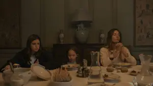 Backdrop to the movie "Amanda" #692722