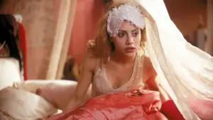 Backdrop to the movie "Uptown Girls" #810007