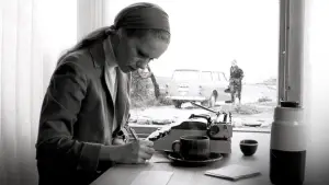 Backdrop to the movie "Persona" #705372