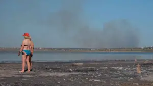 Backdrop to the movie "Sanatorium" #699477