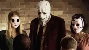 Backdrop to the movie "The Strangers" #685625