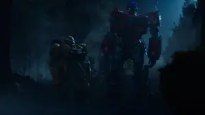 Backdrop to the movie "Bumblebee" #597149