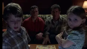 Backdrop to the movie "Signs" #670306