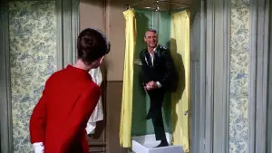 Backdrop to the movie "Charade" #723054