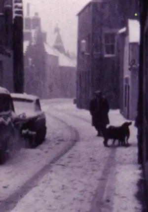 Poster to the movie "Aerial" #742753