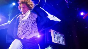 Backdrop to the movie "Eric André Live Near Broadway" #787724