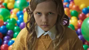 Backdrop to the movie "Hive" #792509