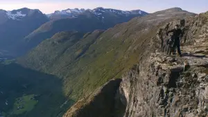 Backdrop to the movie "Mission: Impossible - Dead Reckoning Part One" #569443