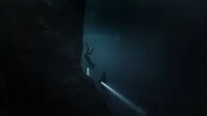 Backdrop to the movie "Breaking Surface" #263978