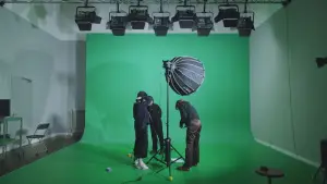 Backdrop to the movie "Welcome to Set" #568111