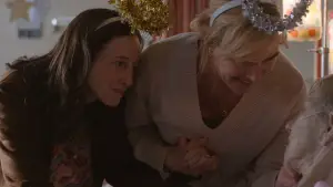 Backdrop to the movie "Goodbye June" #562530