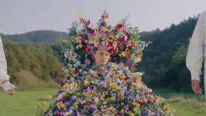 Backdrop to the movie "Midsommar" #235142