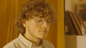 Backdrop to the movie "Speech is Silver" #416730