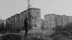 Backdrop to the movie "Notes From a Besieged City" #933024