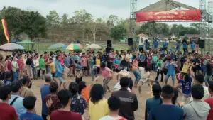 Backdrop to the movie "Levitating" #797993