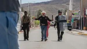 Backdrop to the movie "Eddington" #545241