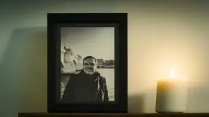 Backdrop to the movie "Fear is the Mind Killer" #564736