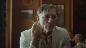 Backdrop to the movie "Queer" #584155