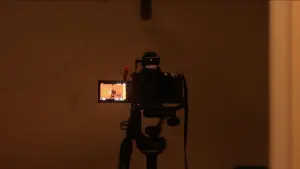 Backdrop to the movie "Behind" #504948