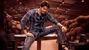 Backdrop to the movie "Guntur Kaaram" #758730