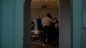 Backdrop to the movie "The Humans" #450212