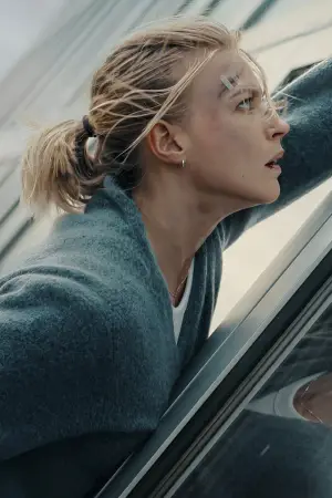 Poster to the movie "Exterritorial" #597759