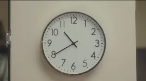 Backdrop to the movie "El desayuno de los funcionarios" #418351