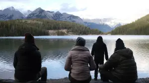 Backdrop to the movie "Meadowlarks" #623406