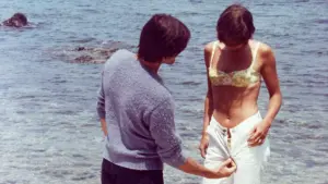 Backdrop to the movie "La Collectionneuse" #419470