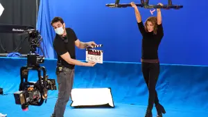 Backdrop to the movie "Canary Black" #622886