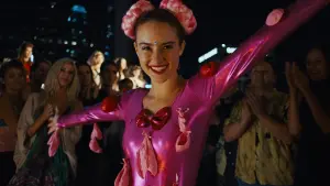 Backdrop to the movie "Under the Silver Lake" #324051