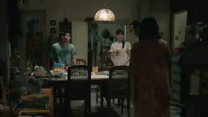 Backdrop to the movie "Ayah, Ini Arahnya Ke Mana, Ya?" #796691