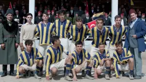 Backdrop to the movie "Zaferin Rengi" #757151