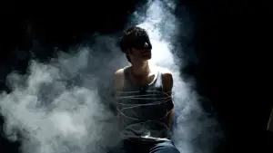 Backdrop to the movie "Kaboom" #688687