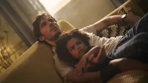 Backdrop to the movie "Bagman" #628874