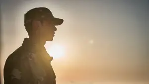 Backdrop to the movie "Escape" #466975