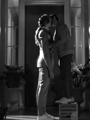 Poster to the movie "Tall Girl" #639897