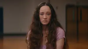 Backdrop to the movie "Bottoms" #657787