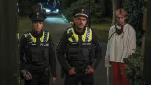 Backdrop to the movie "Die Ältern" #746442