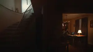 Backdrop to the movie "undertone" #796315