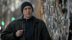 Backdrop to the movie "At Work" #767976