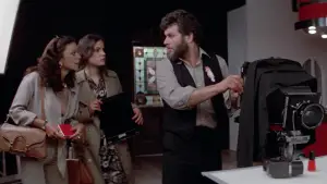 Backdrop to the movie "Snapshot" #659275