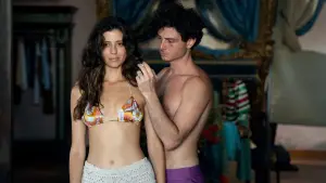 Backdrop to the movie "Parthenope" #598996