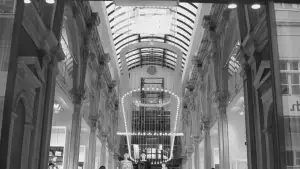 Backdrop to the movie "Labyrinth" #546998