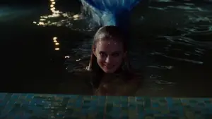 Backdrop to the movie "Aquamarine" #869287