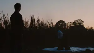 Backdrop to the movie "Looper" #696835