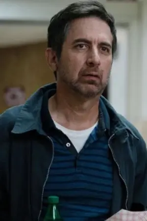 Poster to the movie "Somewhere in Queens" #379945