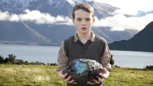 Backdrop to the movie "The Water Horse" #333701