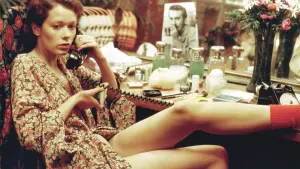 Backdrop to the movie "Emmanuelle" #455013