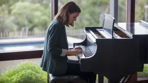 Backdrop to the movie "Song to Song" #422858